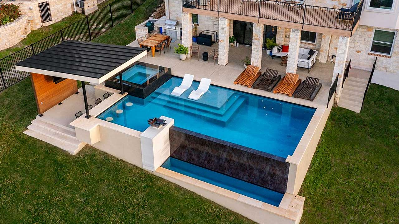 Pool Chiller vs. Pool Cooler: What’s the Difference & Which Should You Buy? - Vita Pool Supply