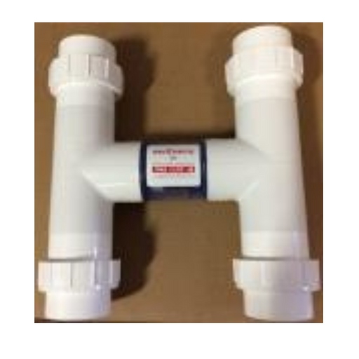 The AquaCal STK0135 External Heater Bypass Valve Kit, featuring a plastic H-shaped pipe connector with four threaded ends, is perfect for use in an Aquacal Autopilot or HeatWave SuperQuiet system and is displayed on a brown surface.