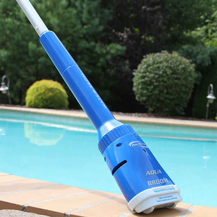 Water Tech Aqua Broom Battery Powered Pool Cleaner 10000AB