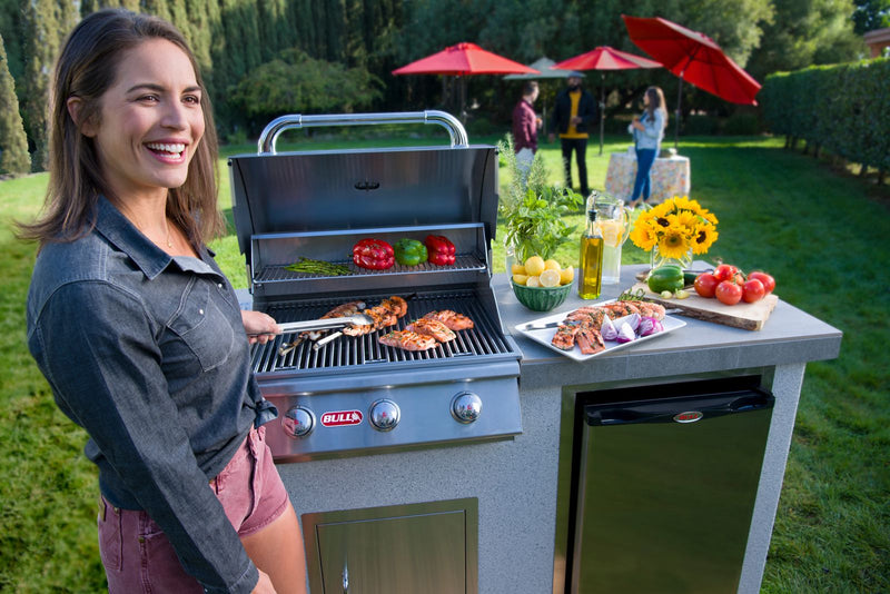 Bull Steer 24" 3 - Burner Built - In Propane Gas Grill Head, 69008 – Vita Pool Supply