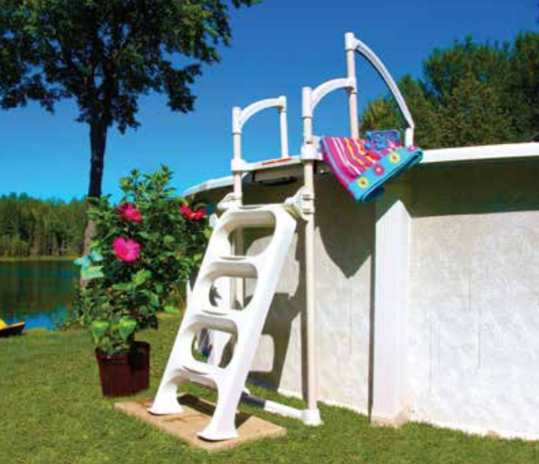 InnovaPlas Biltmor Above - Ground Pool Step with Deck Attachments (5005) – Vita Pool Supply
