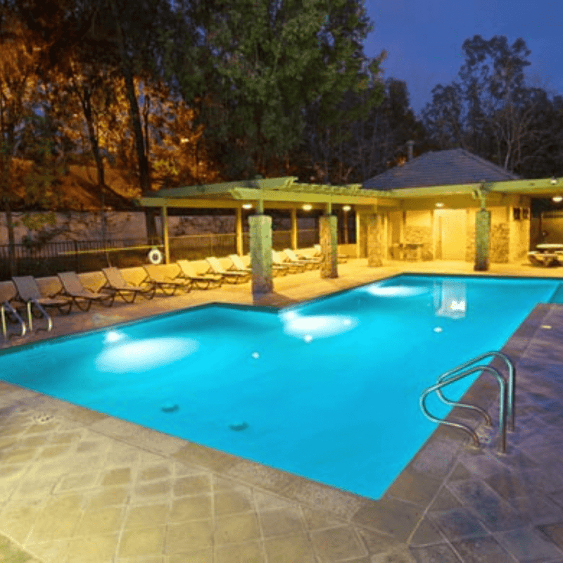 J&J PureWhite LED Pool Light Cool White 120V 500W 150' Cord (21076 LPL - F3W - 120 - 150 - P) – Vita Pool Supply