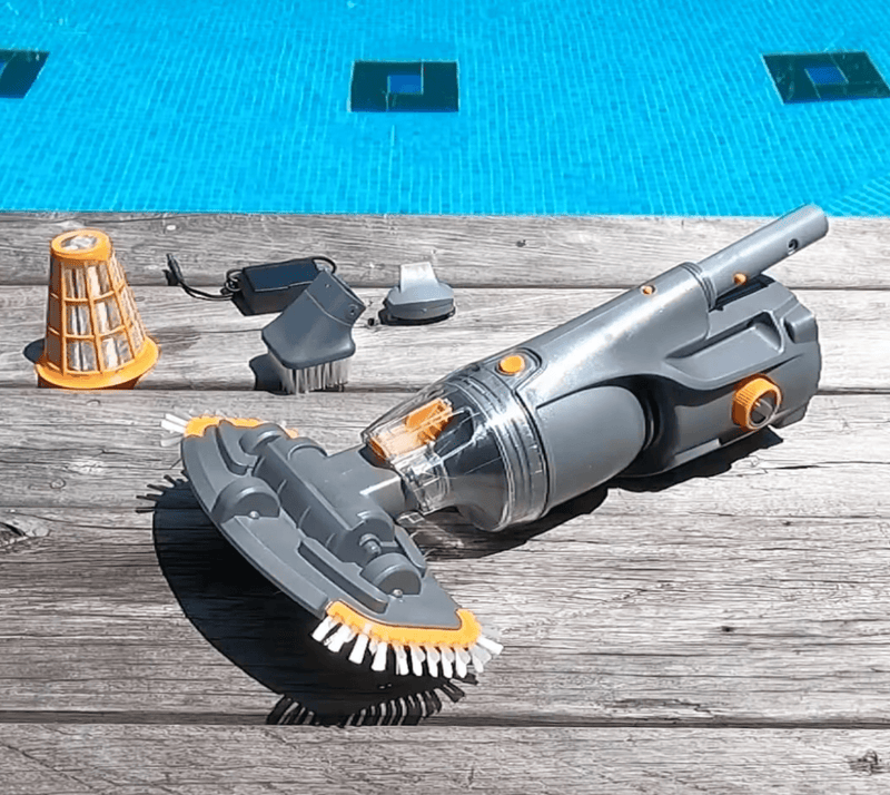 Kokido Vektro Junior Handheld Rechargeable Pool and Spa Vacuum, EV31 EV031CBXUSXXSCP – Vita Pool Supply